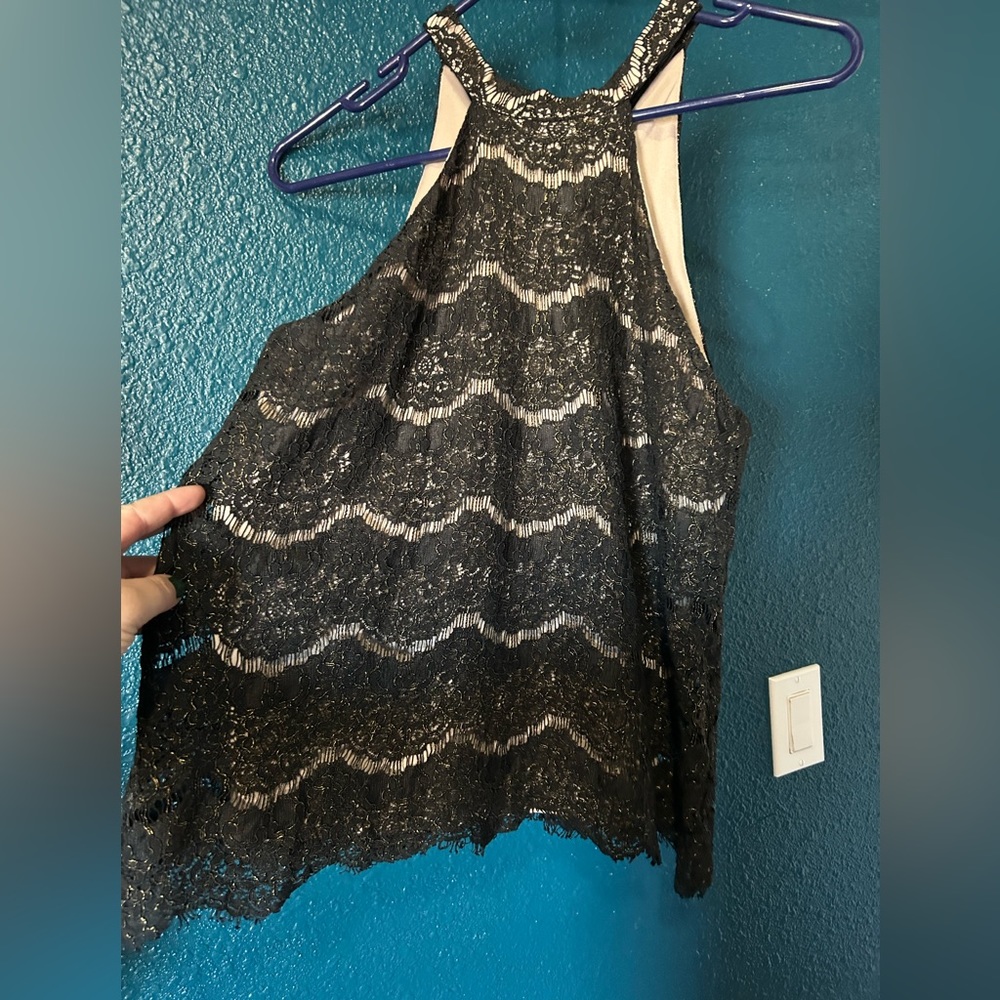 Women’s lace top